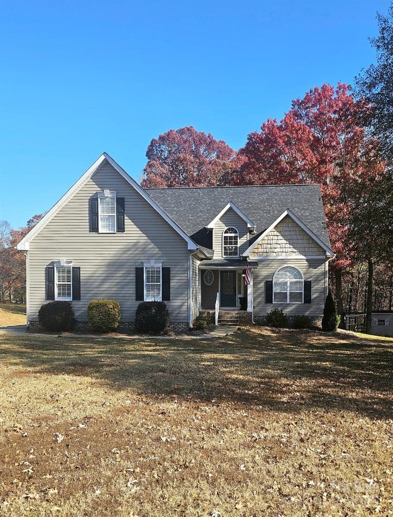 1845 Flowes Store, Concord, NC - 3 beds, 4 baths, 3,011 sqft - $695,000