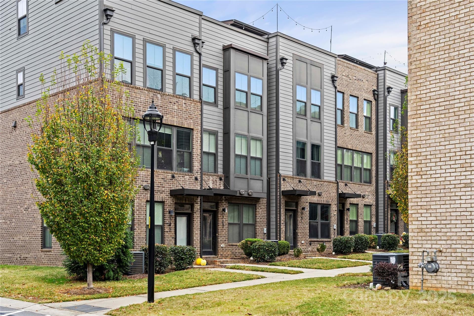 147 Music Hall - Image 1