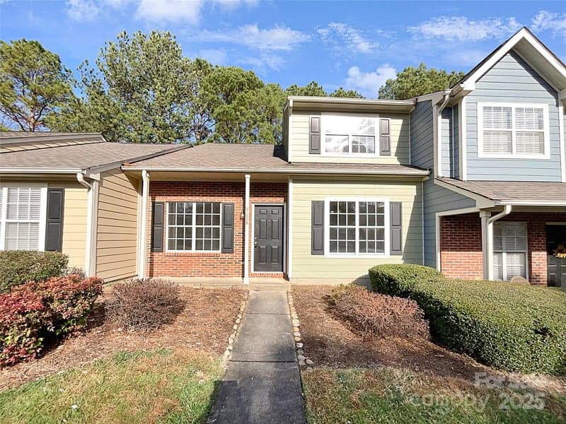 9028 Four Mile Creek, Charlotte, NC - 3 beds, 2 baths, 1,317 sqft - $315,000