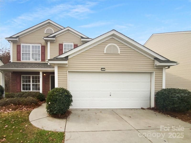 2701 Buckleigh, Charlotte, NC - 4 beds, 3 baths, 1,912 sqft - $340,000