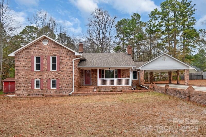 304 West, Kershaw, SC - 3 beds, 3 baths, 2,337 sqft - $350,000