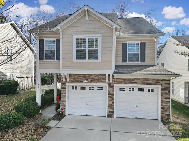 1441 Hammond, Matthews, NC - 4 beds, 3 baths, 2,009 sqft - $449,000