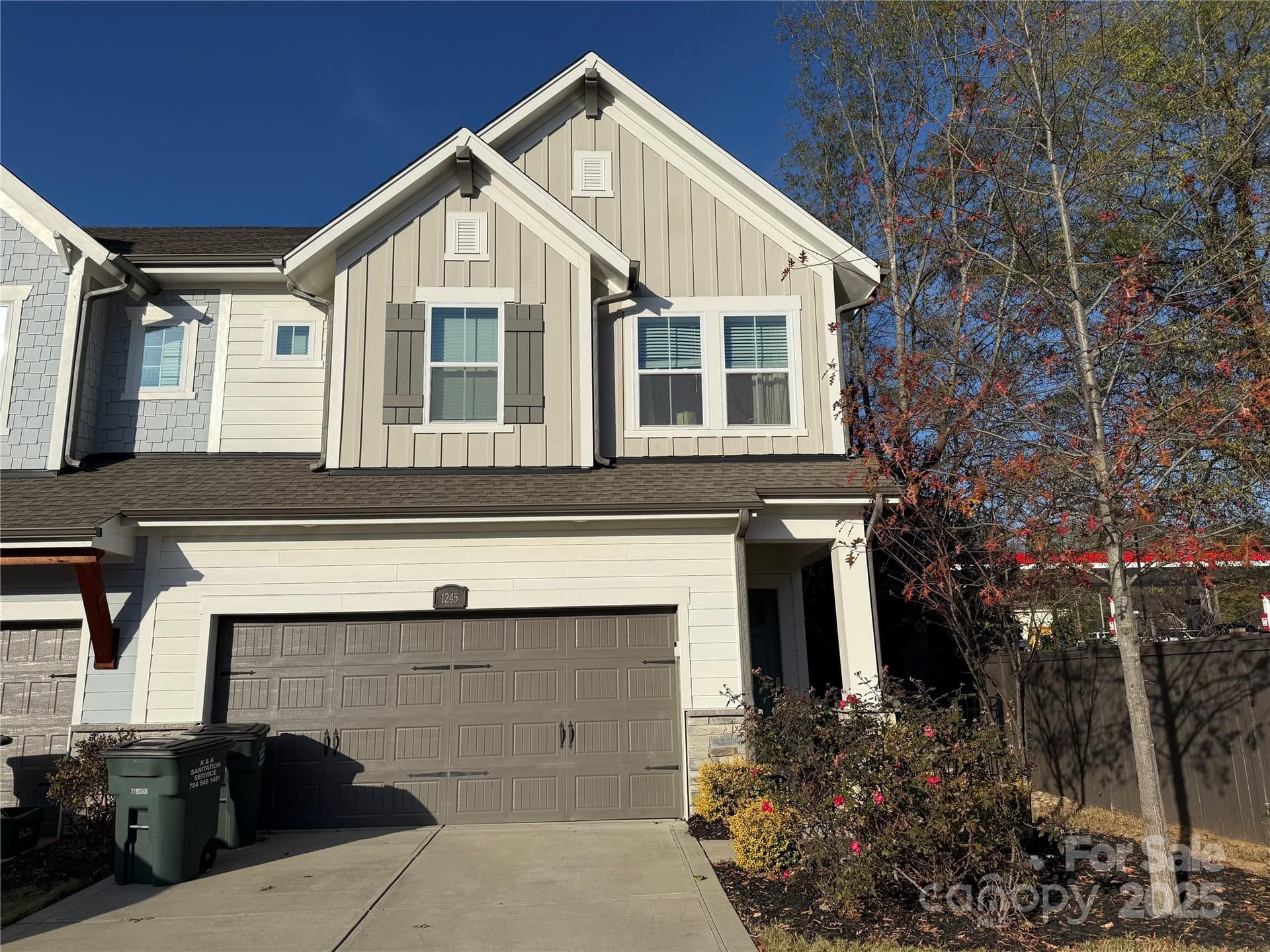 1245 Drummond - Image 1