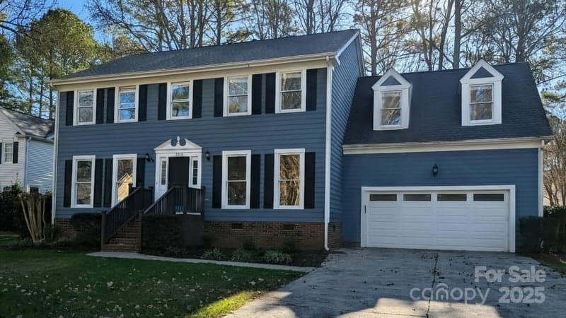 1324 Golden Hill, Matthews, NC - 4 beds, 3 baths, 2,749 sqft - $619,000