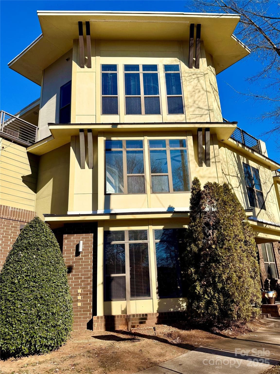 3405 Spencer - Image 1