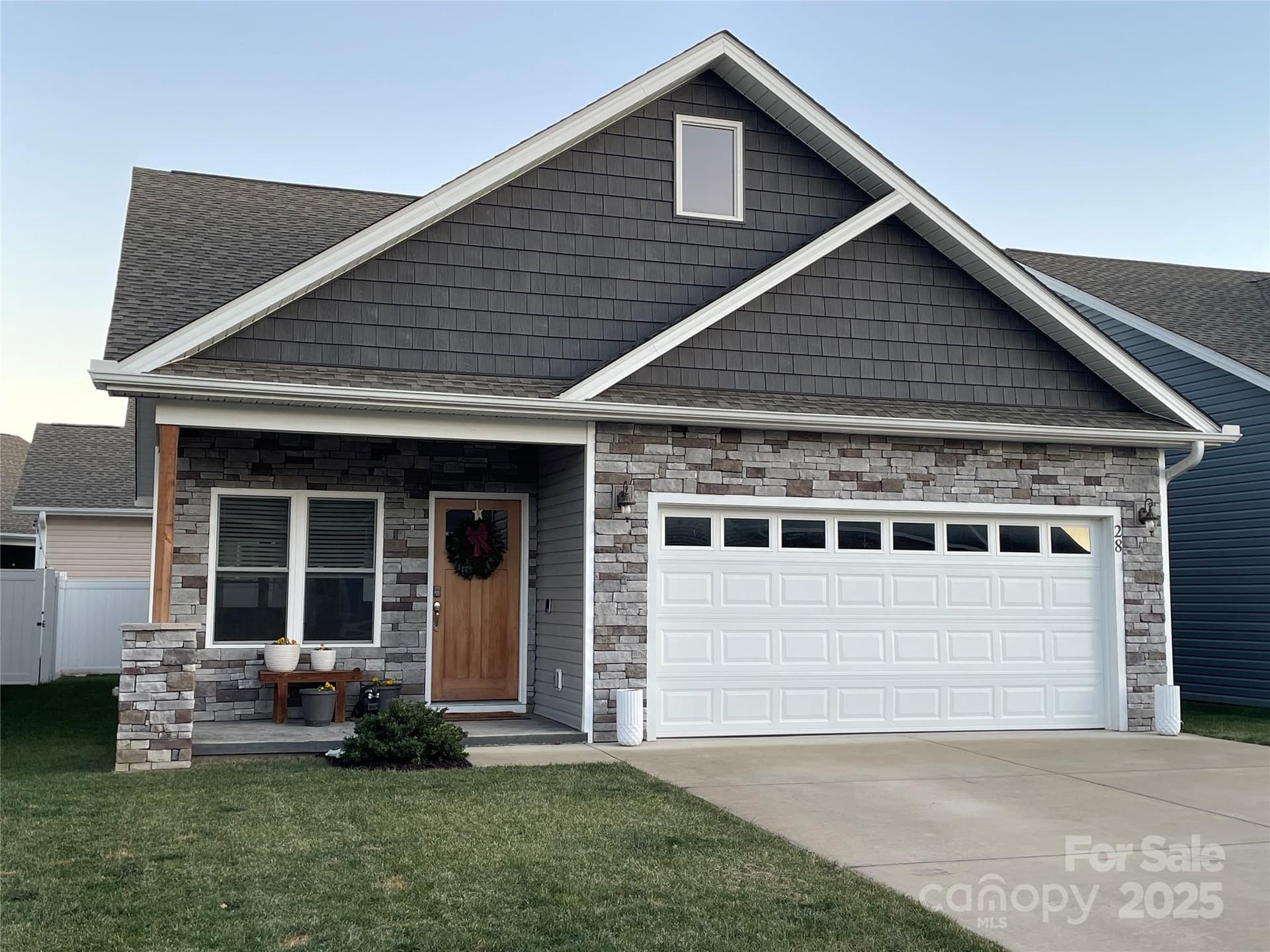 28 Sage Crest - Image 1