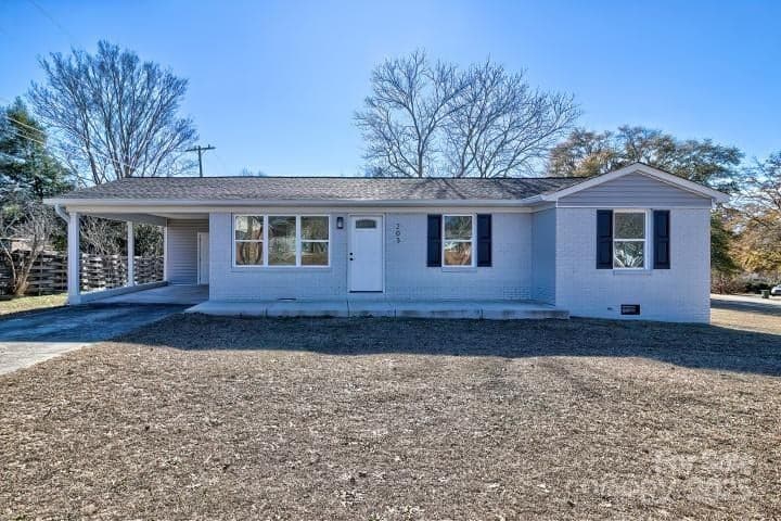 203 Blackmon, Kershaw, SC - 3 beds, 1 bath, 1,008 sqft - $218,000