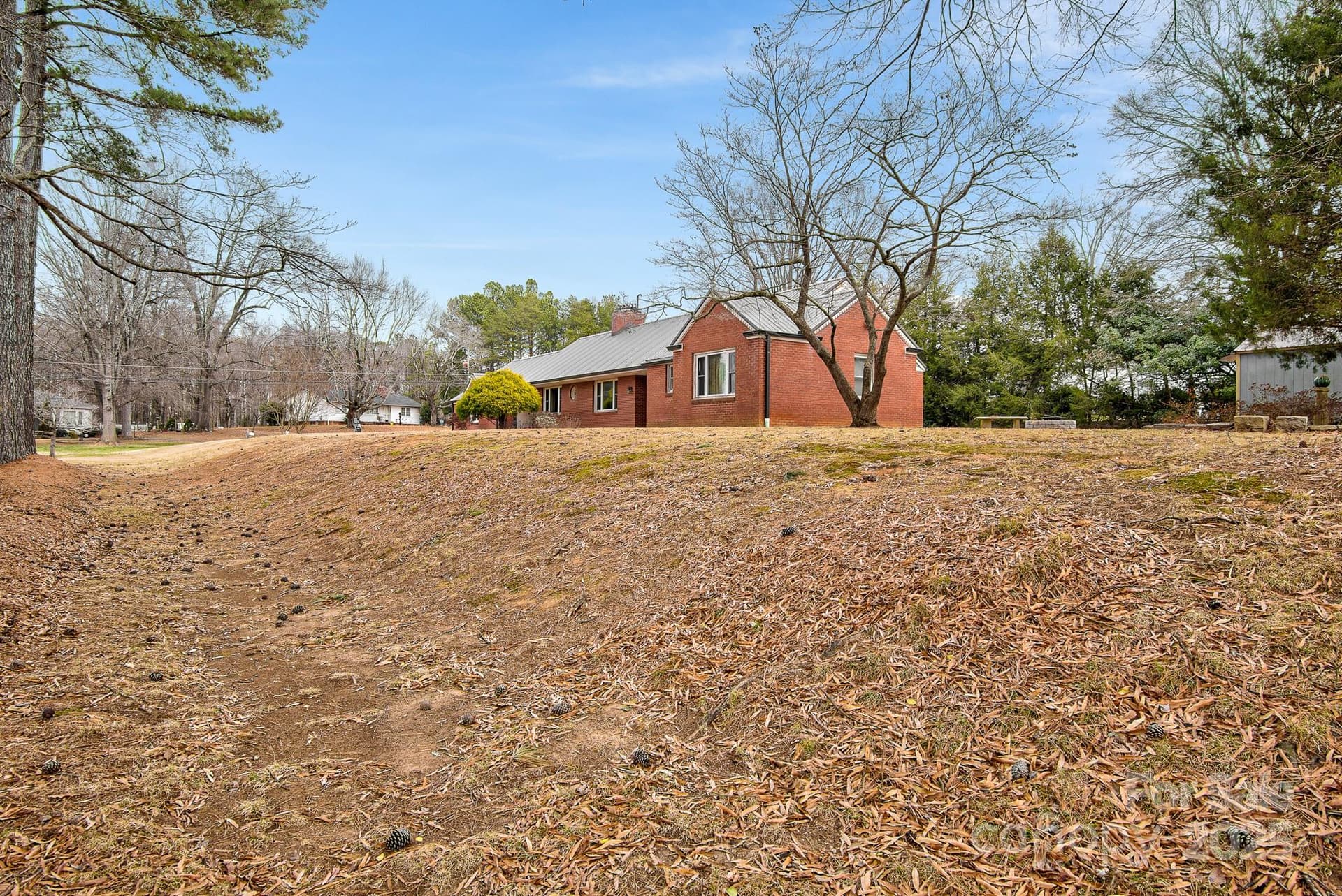 512 Gold Hill - Image 1