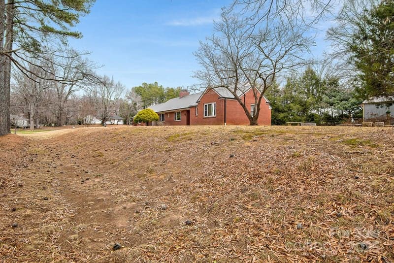 512 Gold Hill, Rockwell, NC - 2 beds, 3 baths, 2,171 sqft - $300,000