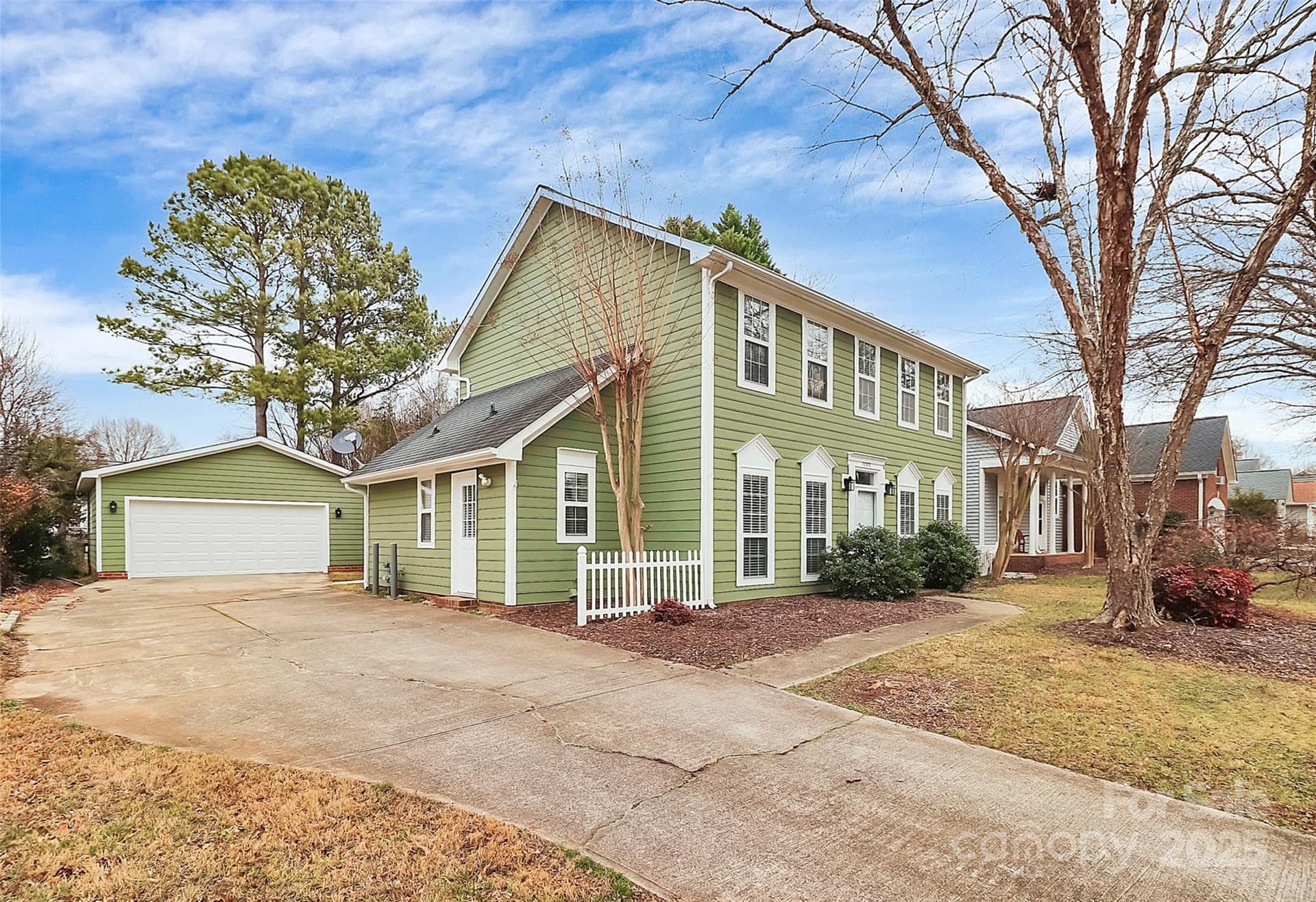 12313 Landing Green - Image 1