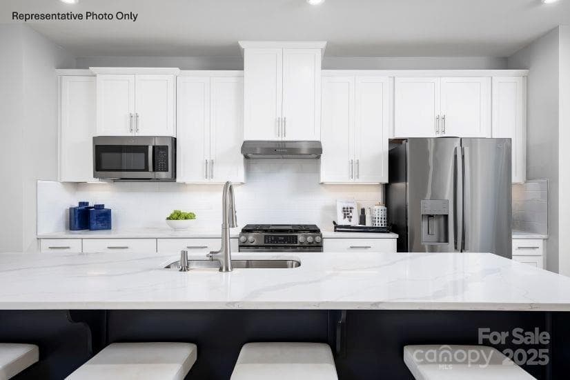 2285 Flicker 1050B - Image 1