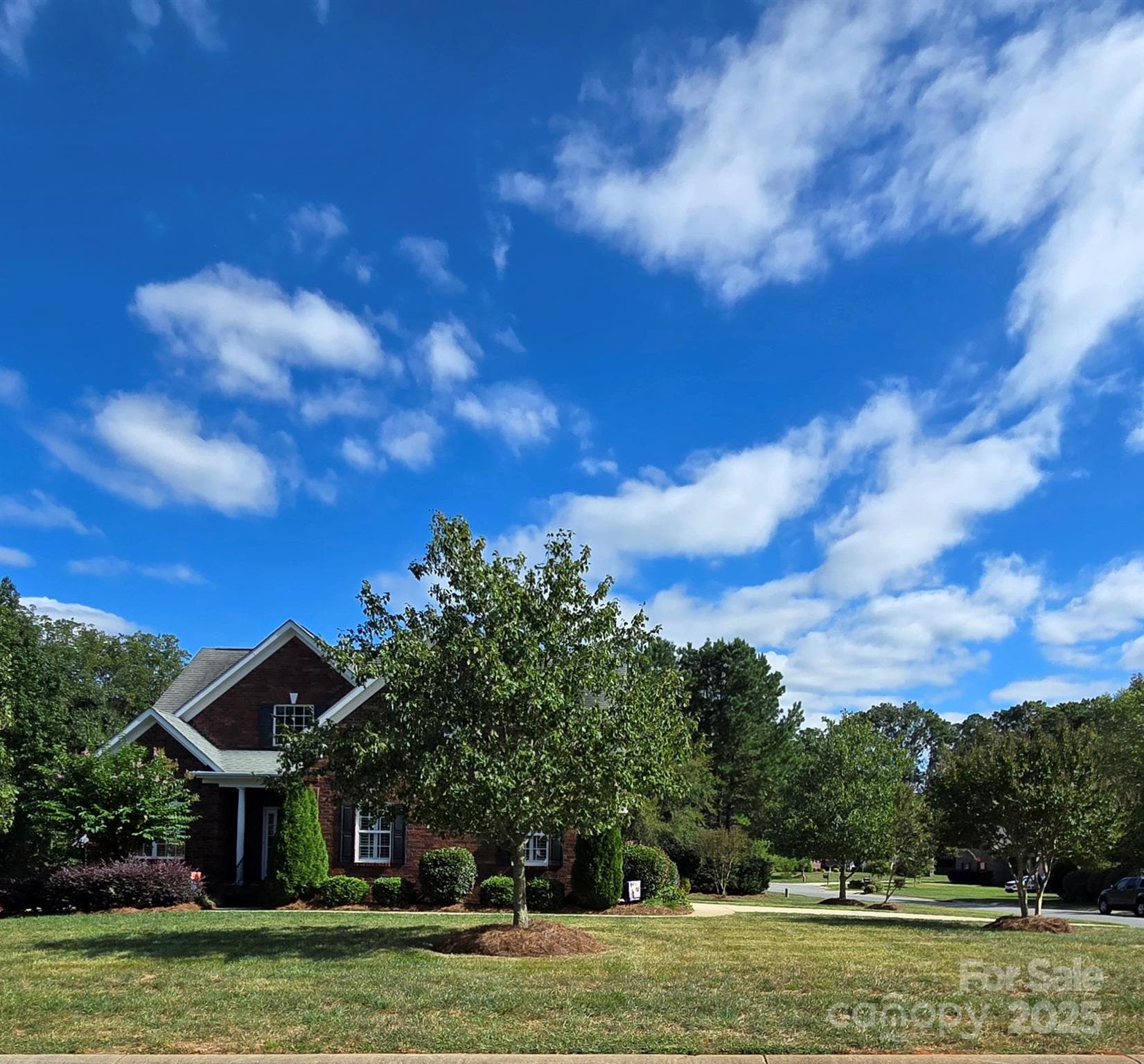 3109 Fairmead - Image 1