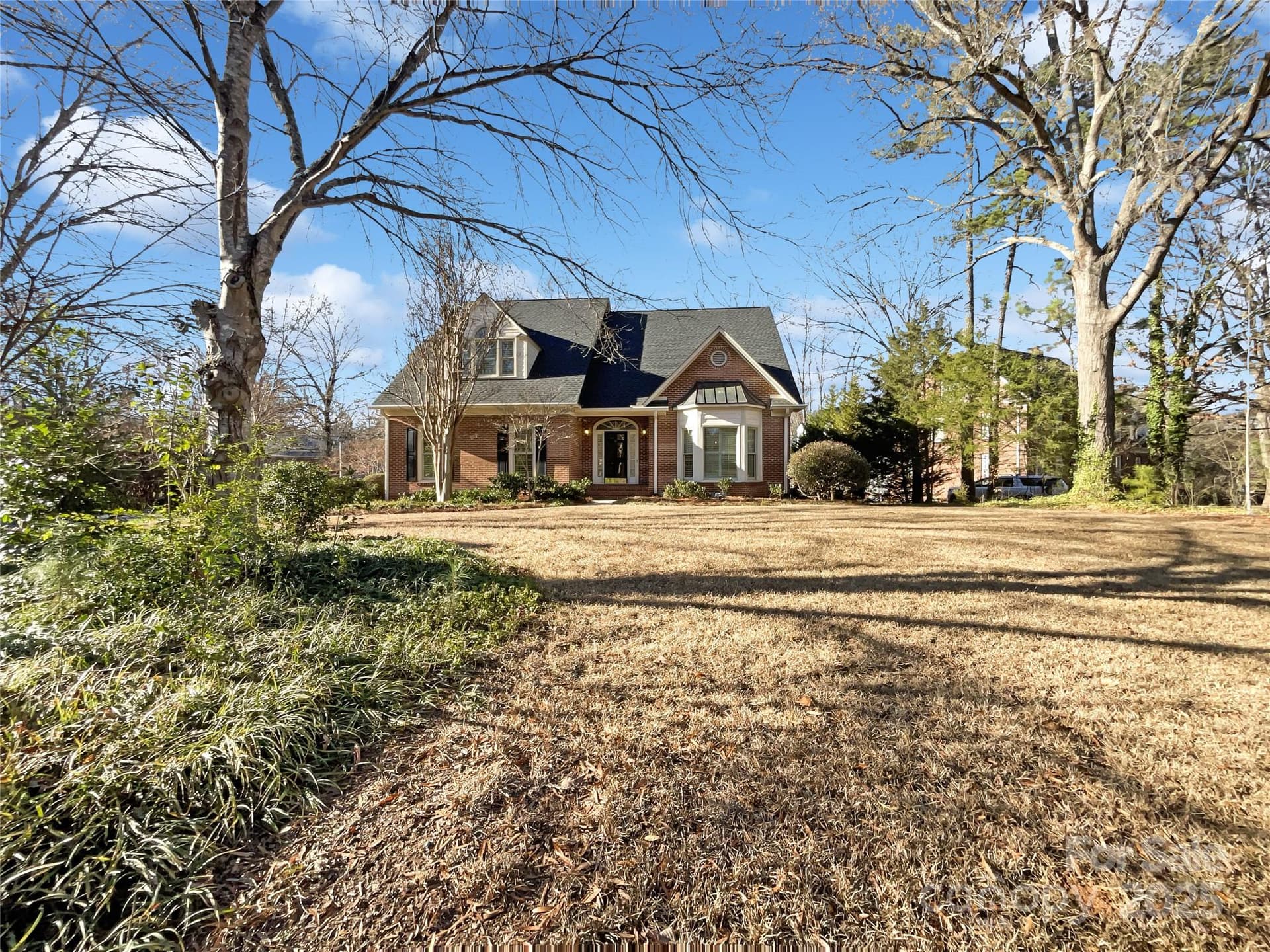 1750 Trellis - Image 1