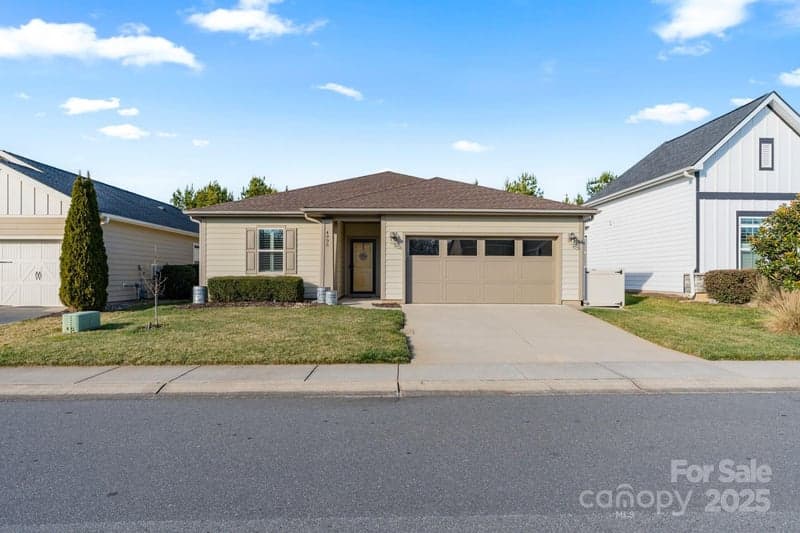 4995 Looking Glass, Denver, NC - 3 beds, 2 baths, 1,832 sqft - $599,900