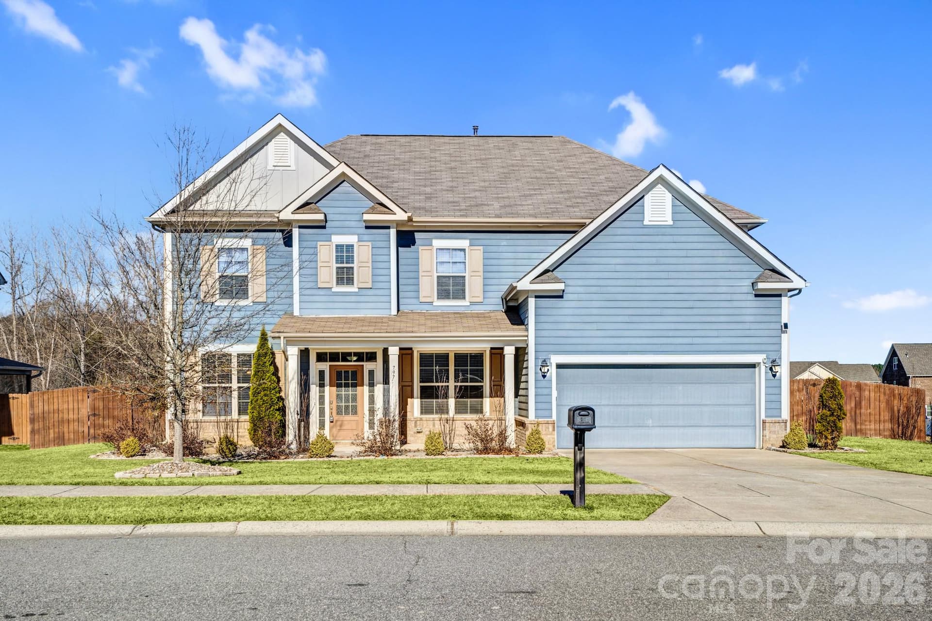 797 Oak Manor - Image 1