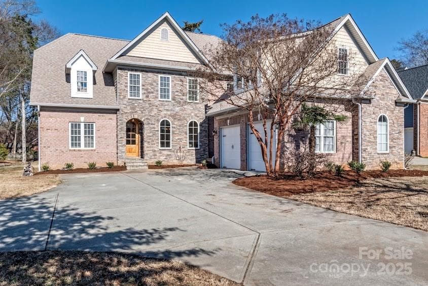 8388 Rocky River - Image 1