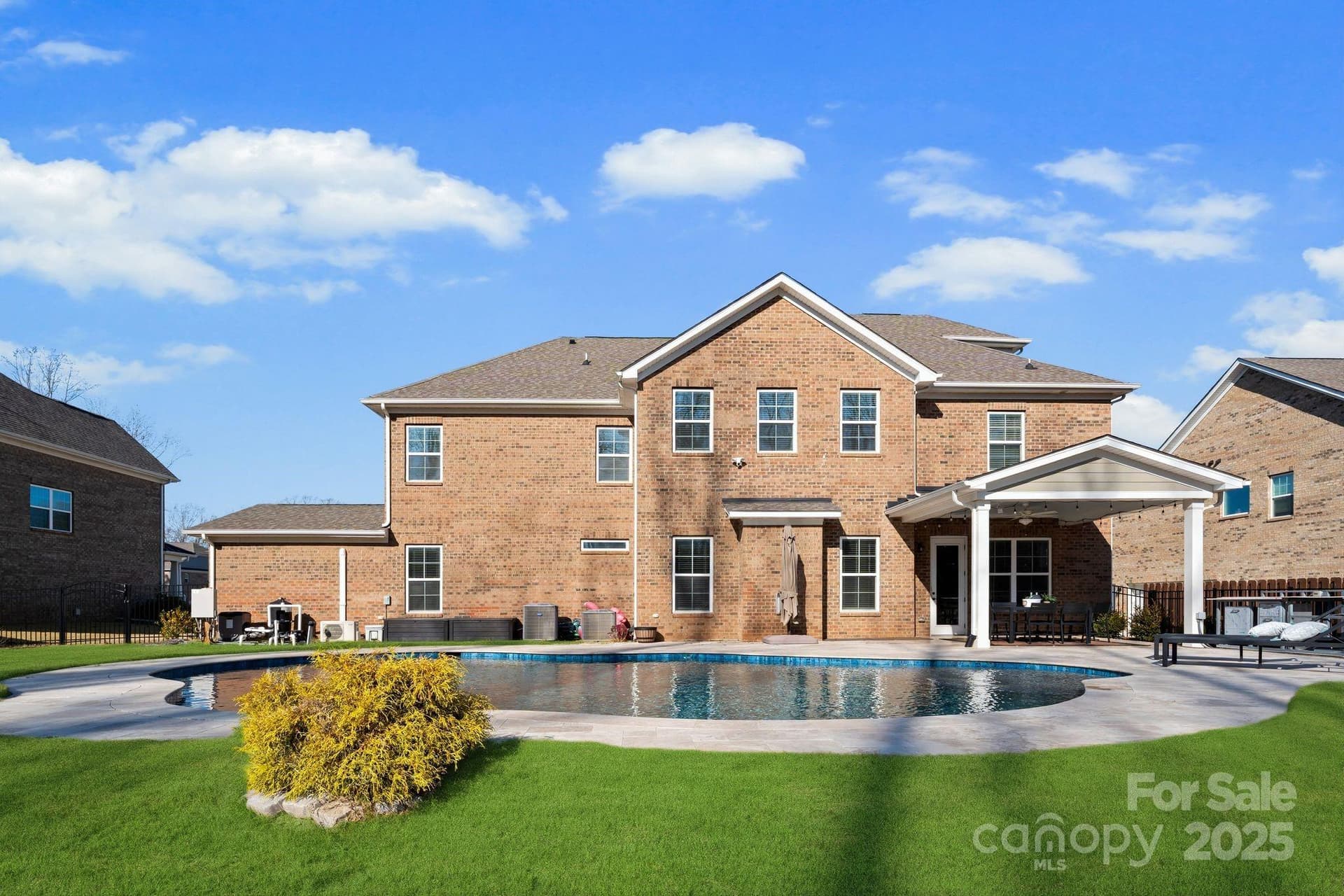 617 Brown Creek - Image 1