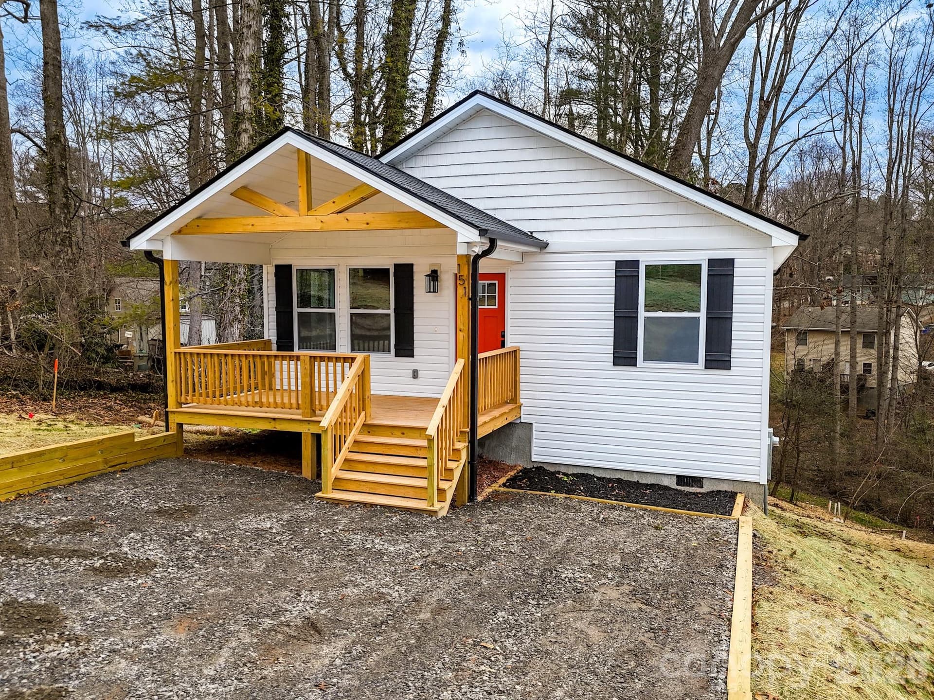 151 Shadowlawn - Image 1