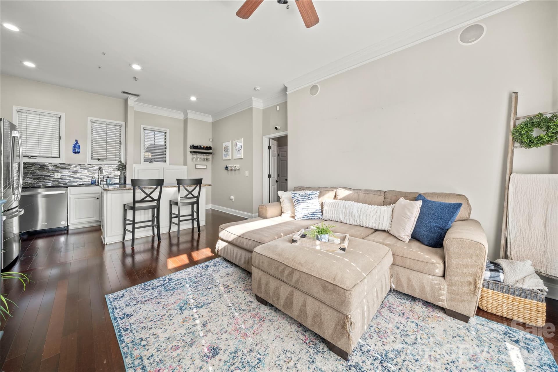 775 Garden District 5106 - Image 1