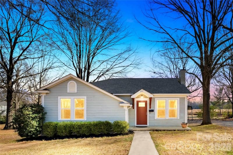 217 Winburn, Monroe, NC - 3 beds, 2 baths, 1,167 sqft - $260,000