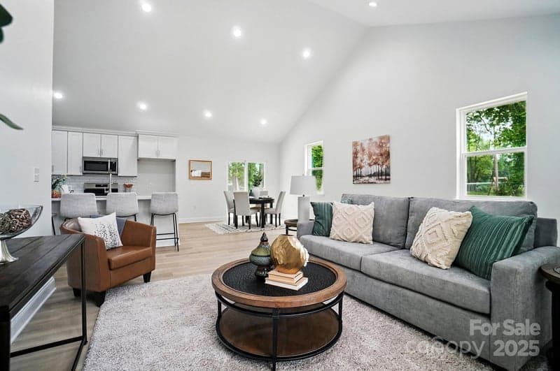 567 22nd, Kannapolis, NC - 3 beds, 2 baths, 1,391 sqft - $285,000