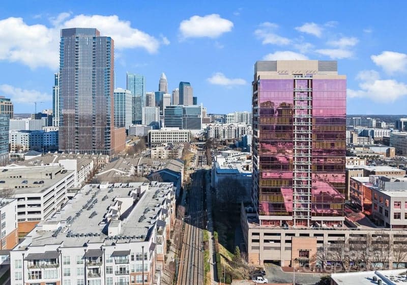 315 Arlington 1601, Charlotte, NC - 2 beds, 2 baths, 1,123 sqft - $575,000