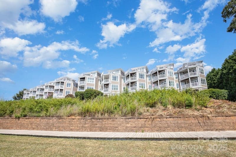 637 Williamson, Mooresville, NC - 3 beds, 2 baths, 1,580 sqft - $599,999