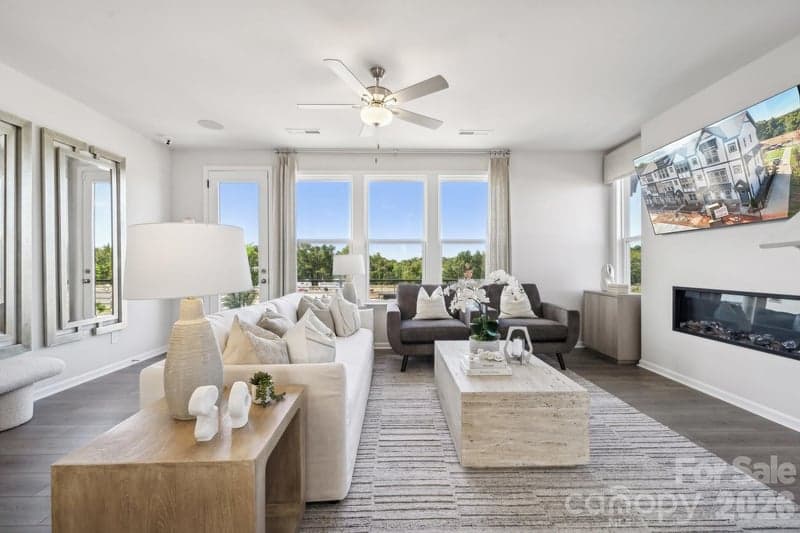 3020 Rexton, Charlotte, NC - 4 beds, 4 baths, 1,952 sqft - $478,990