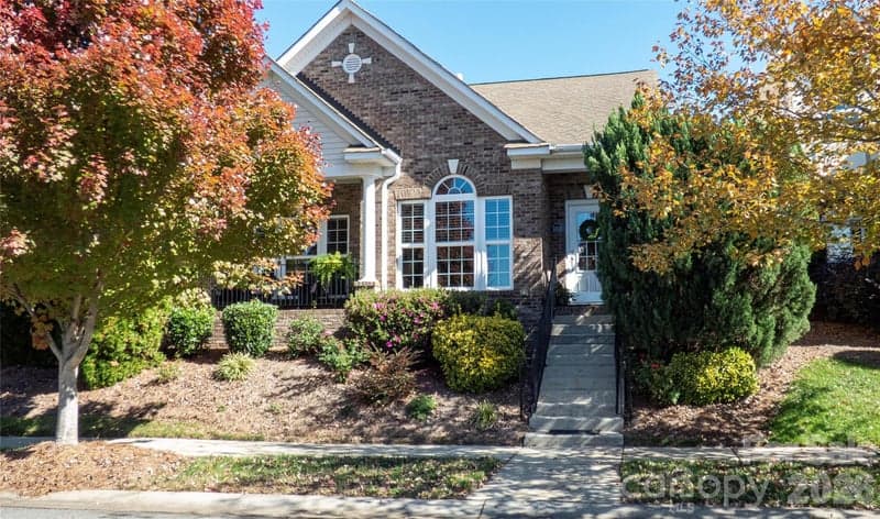 9818 Sky Vista, Huntersville, NC - 4 beds, 3 baths, 2,513 sqft - $525,000