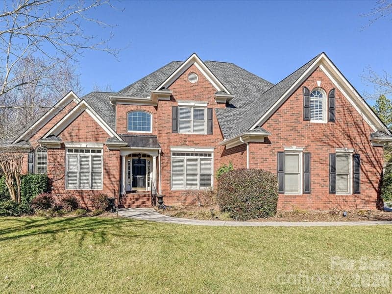 2110 Highland Forest, Waxhaw, NC - 6 beds, 5 baths, 6,135 sqft - $1,520,000