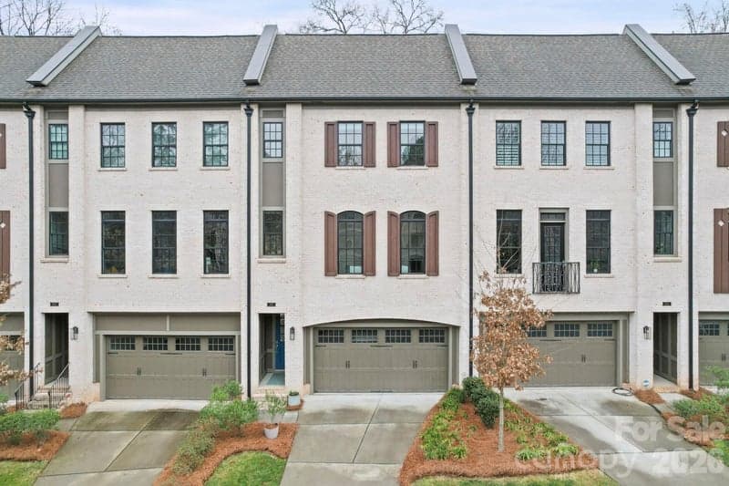 2828 Hillside Springs, Charlotte, NC - 3 beds, 4 baths, 2,840 sqft - $1,020,000