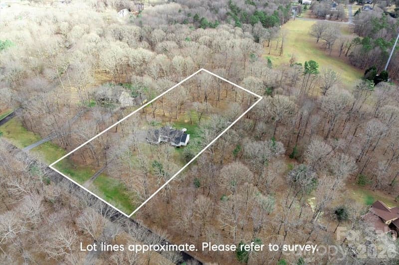 316 Wade Hampton, Matthews, NC - 4 beds, 4 baths, 3,341 sqft - $995,000