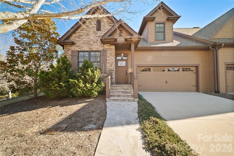 2 Meadow Vista, Asheville, NC - 3 beds, 3 baths, 2,518 sqft - $750,000