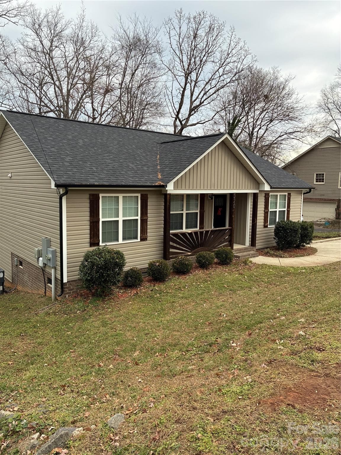 520 Hillandale 292 - Image 1