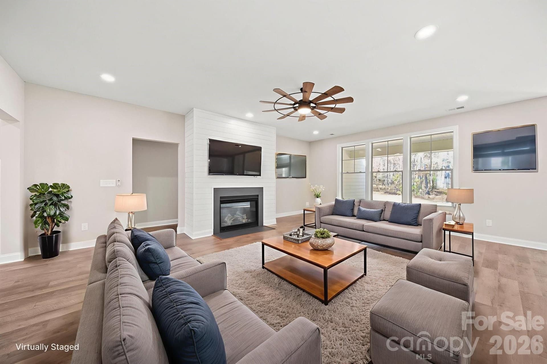 3206 Player - Image 1