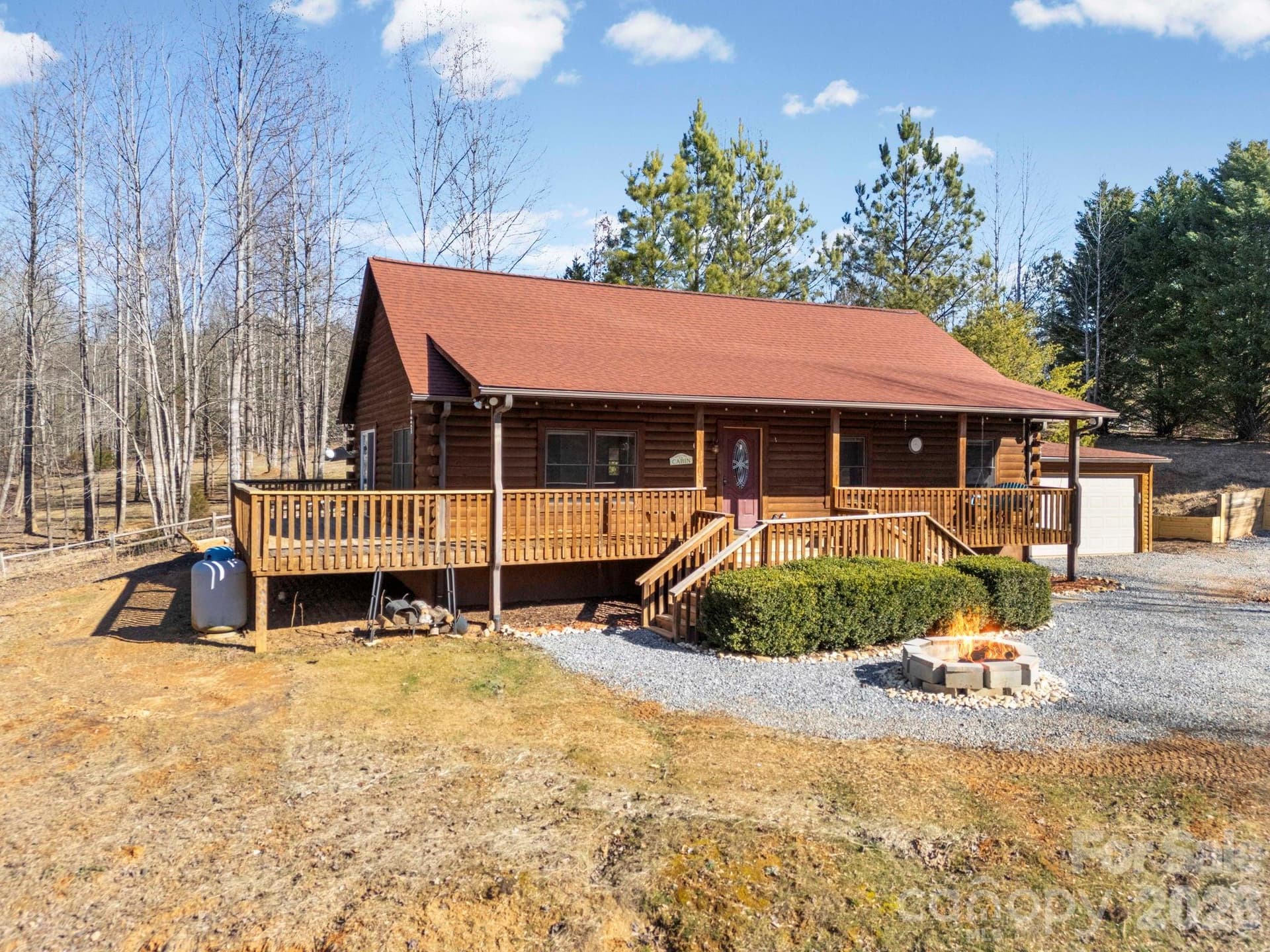 114 Woodstock - Image 1