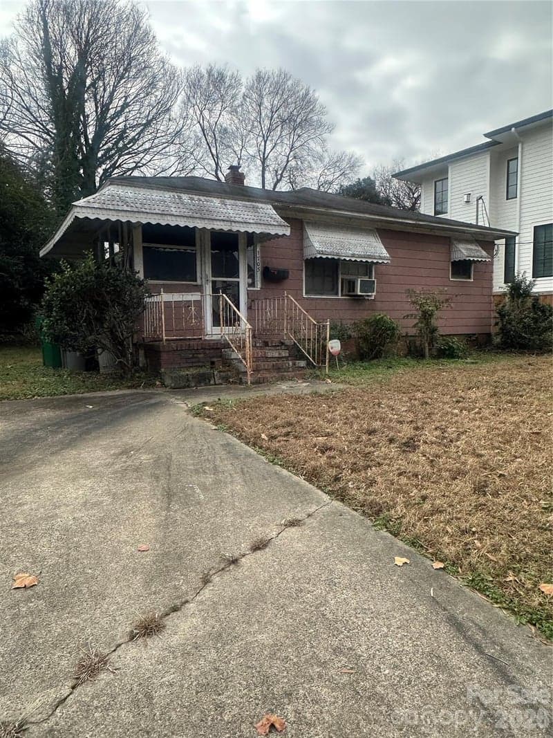 1705 Dunkirk, Charlotte, NC - 2 beds, 1 bath, 861 sqft - $450,000
