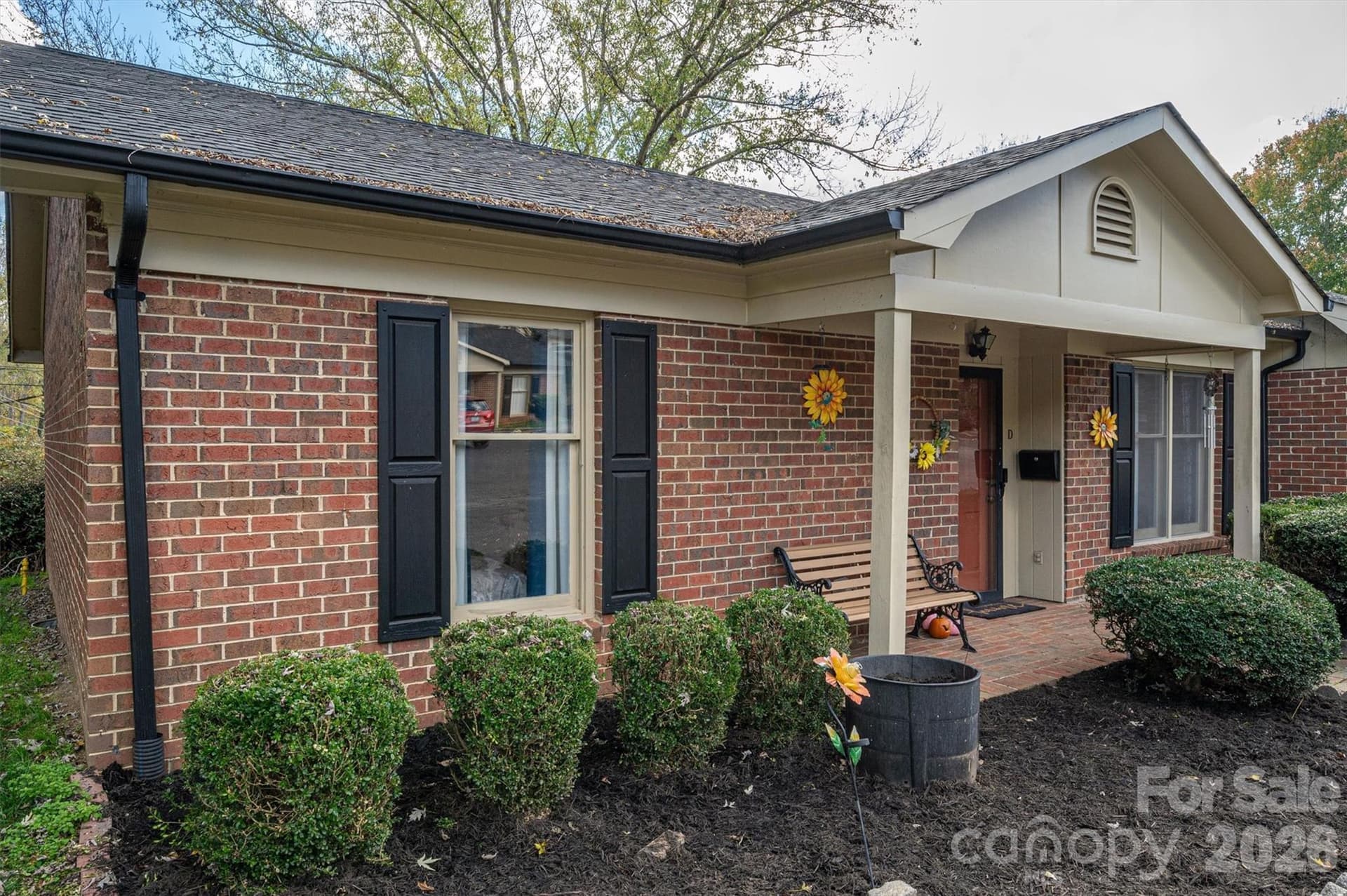 1202 Northgate D - Image 1