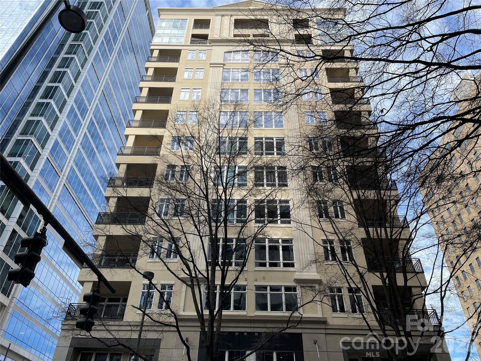 230 Tryon 304 - Image 1