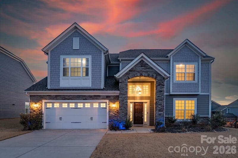 2277 Idol Rock, Fort Mill, SC - 5 beds, 4 baths, 3,263 sqft - $729,000