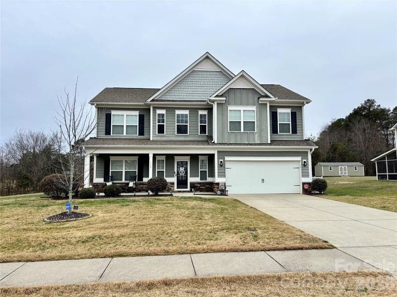 152 Autumn Mist, Statesville, NC - 3 beds, 3 baths, 2,546 sqft - $465,000