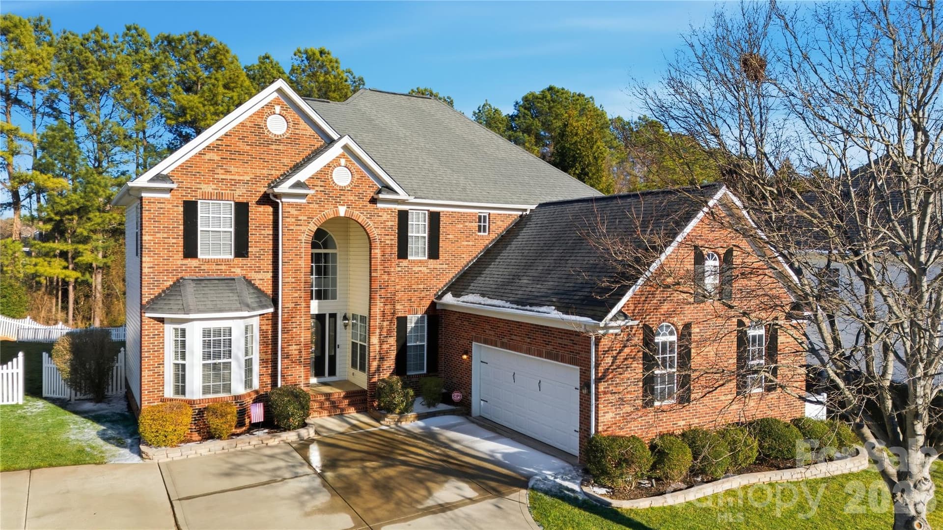 14318 Stewarts Bend - Image 1