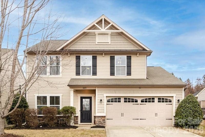 11033 Hat Creek, Davidson, NC - 3 beds, 3 baths, 2,144 sqft - $410,000