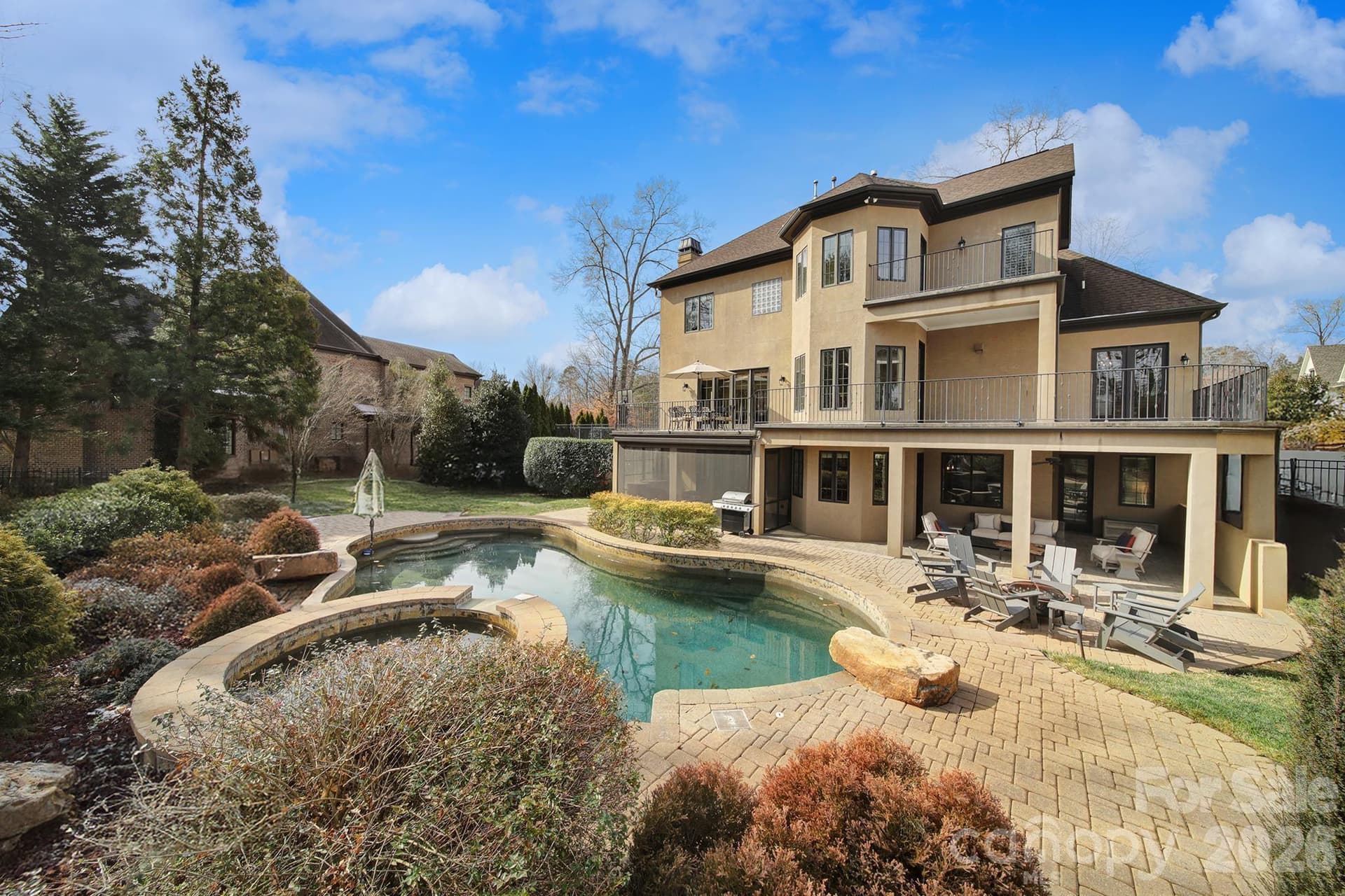 8000 Skye Lochs - Image 1