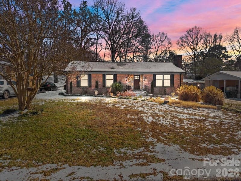 1329 Maxwell, Salisbury, NC - 3 beds, 2 baths, 1,979 sqft - $279,900