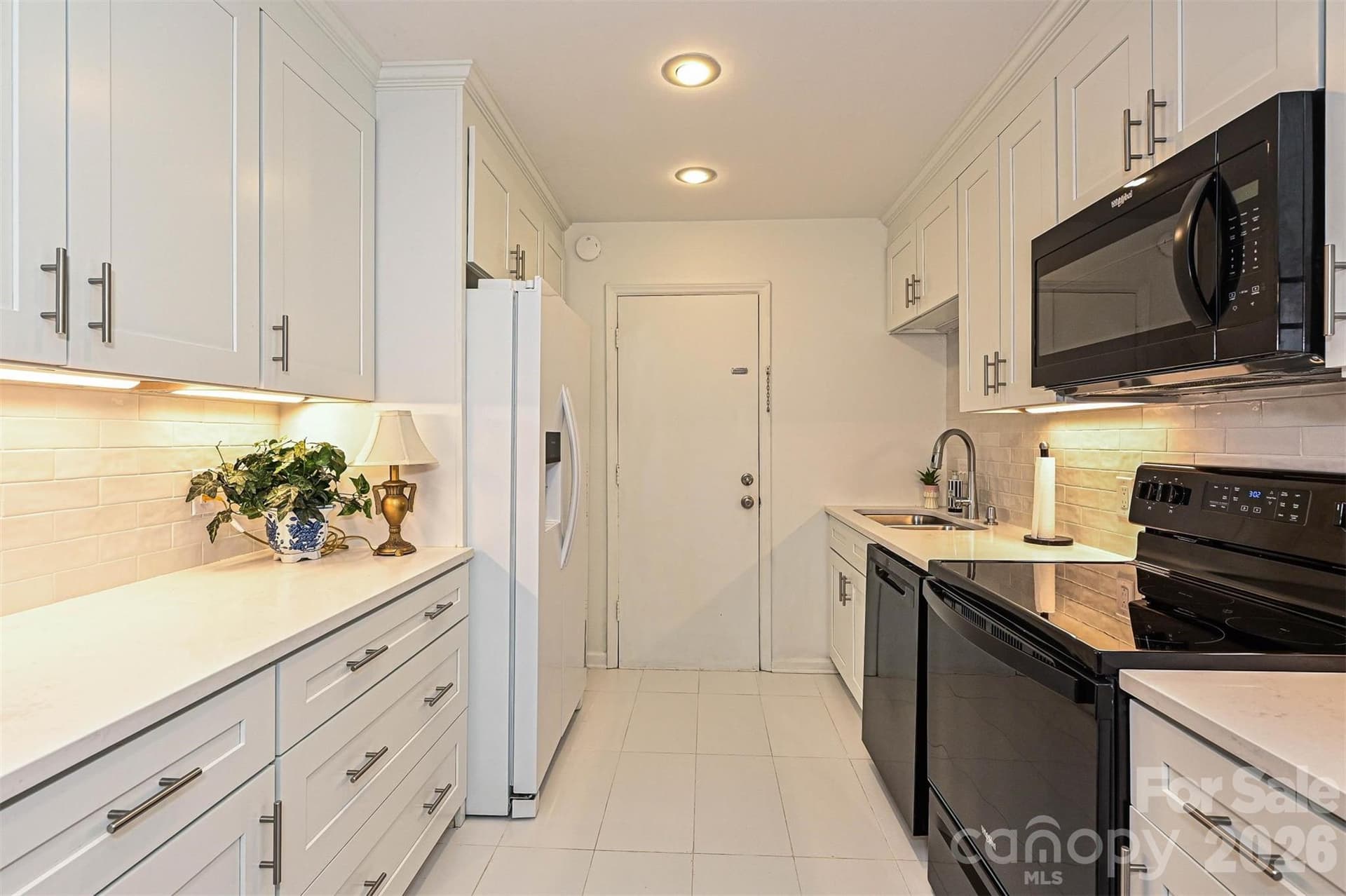 4755 Hedgemore D - Image 1