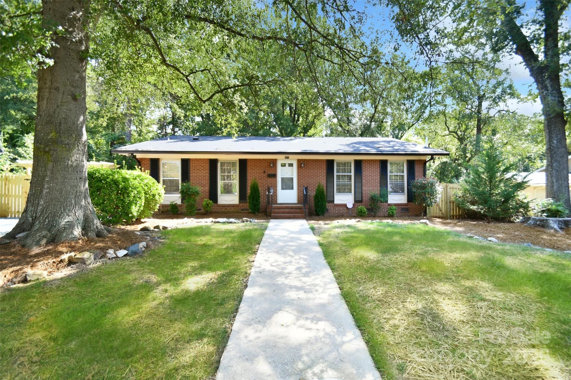 3612 Winterfield - Image 1