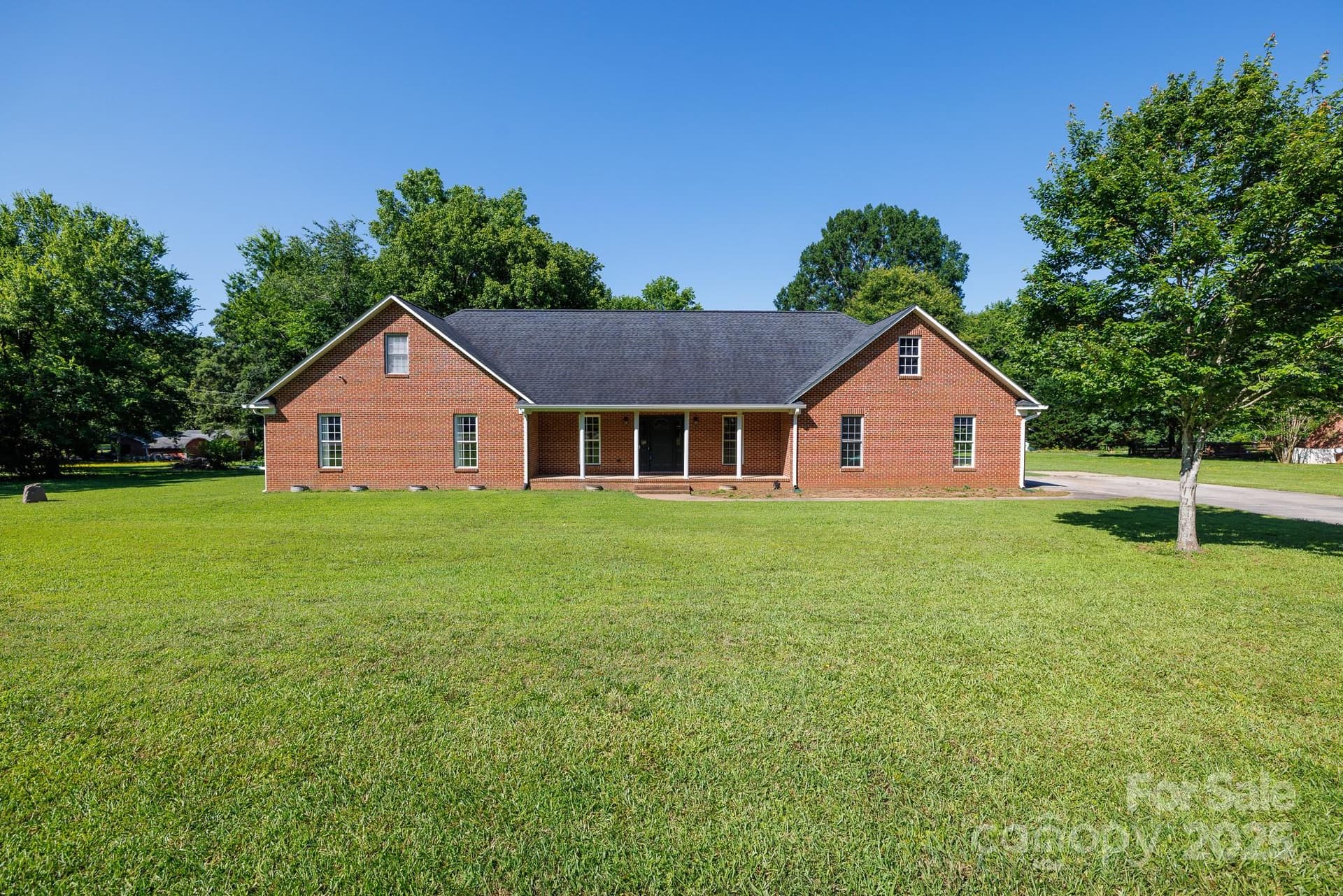 2765 Dogwood - Image 1