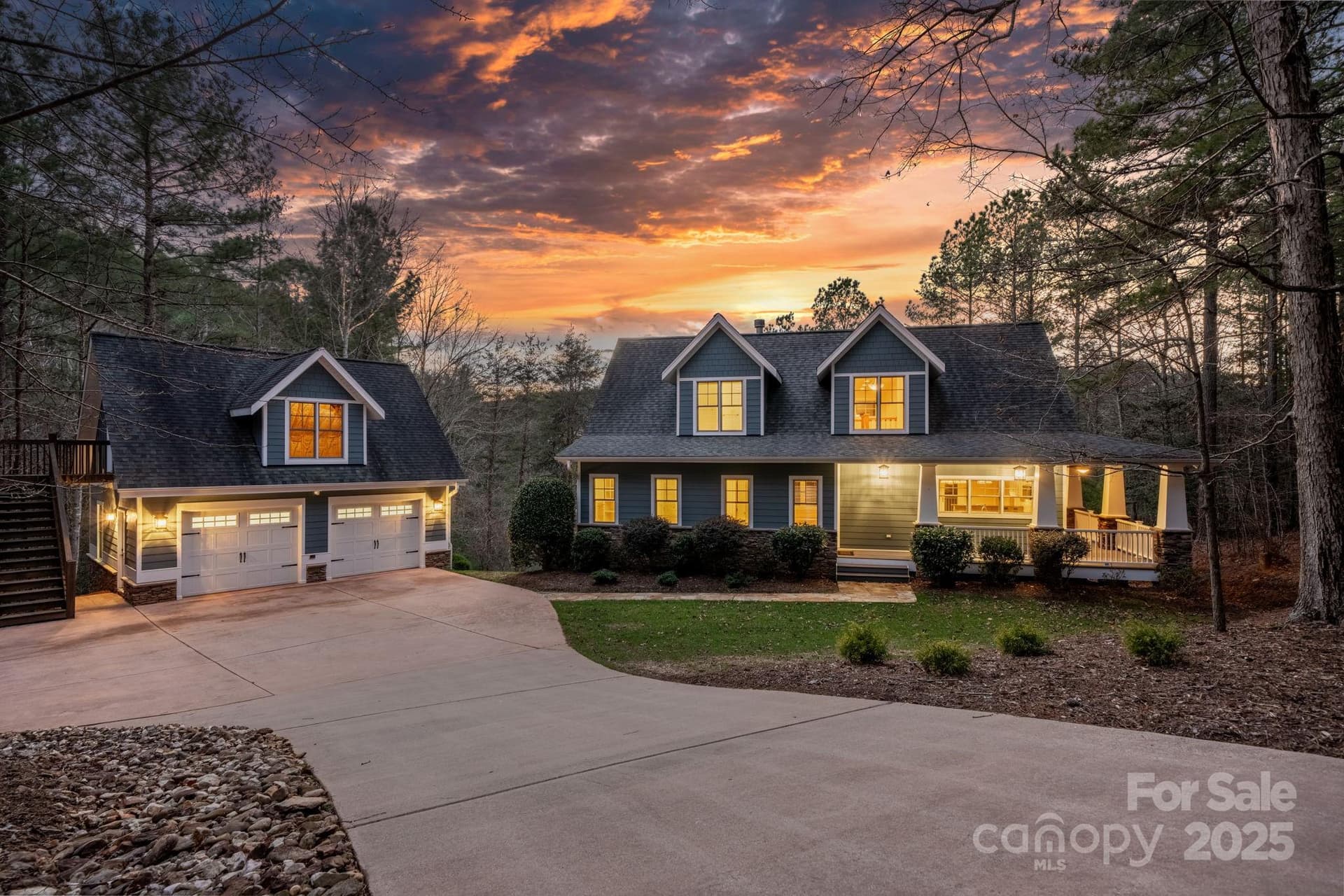 1461 Sunset Point - Image 1