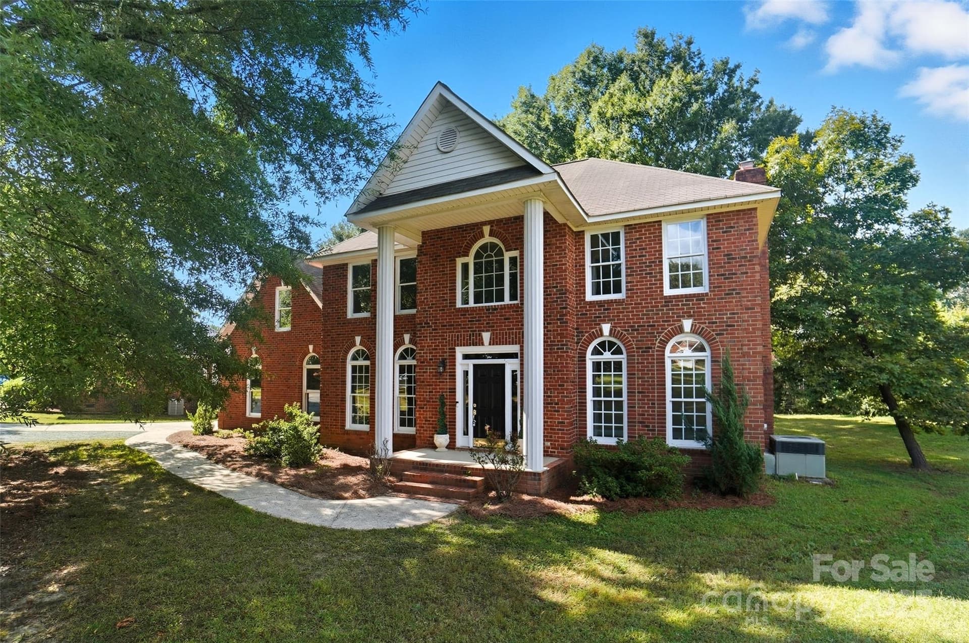 5407 Berrywood - Image 1